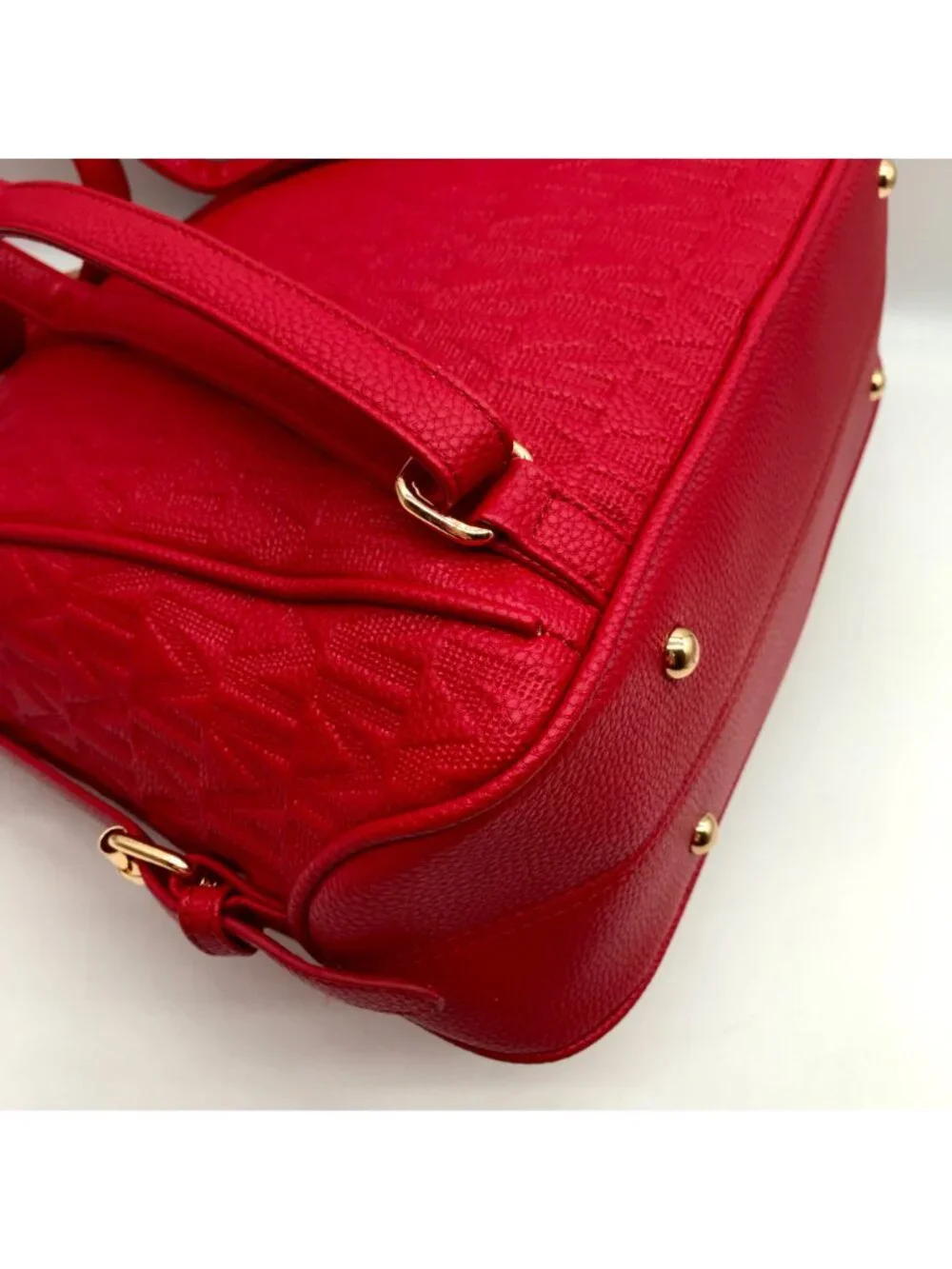 Mkf Collection make bold